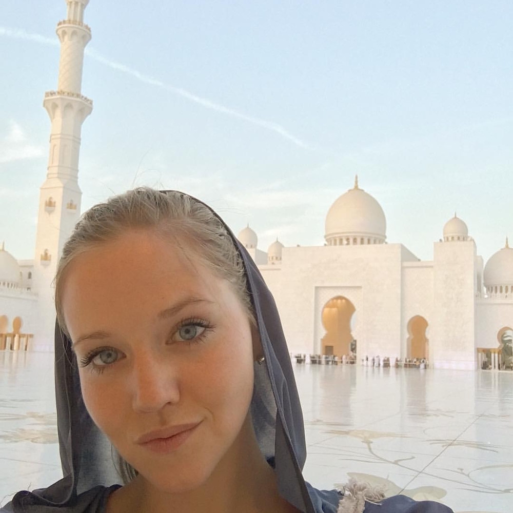 Meet your Posher, Aimee
